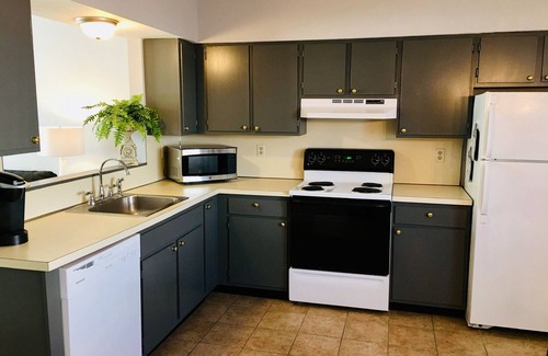 Waterbury Condominio | ¡Oh la La!: Hogar lejos del hogar