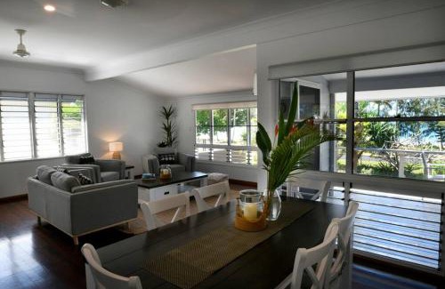 South Mission Casa | Ohana - Beachfront Holiday House