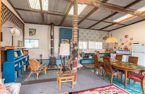 Ocean View Casa | Ohana house Nature Retreat that is family and pet friendly.