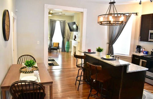 Detroit - Shoreway Casa | Ohio City,Near Downtown, Rock Hall,Stadiums, Shops