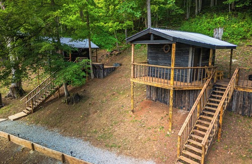 Lynx Cabina | Ohio Starlight Glamping Cabins