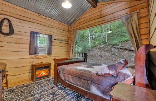 Lynx Otro | Ohio Starlight Glamping Cabins - A Peaceful Woodland Retreat