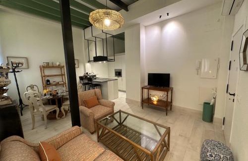 Tiro de Linea-Santa Genoveva Apartamento | Ohliving Teatinos Bajo B
