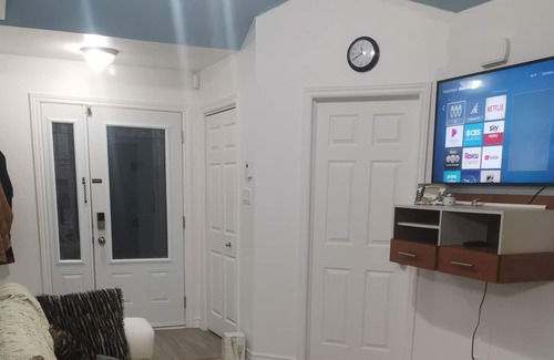 Sainte-Adele Casa | Ohotel. ca place du Refuge Boleto de esquí incluido!