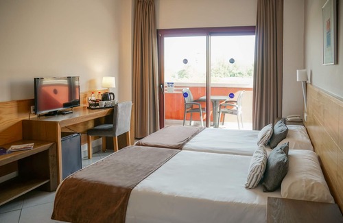 La Línea de la Concepción Hotel | Ohtels Campo De Gibraltar