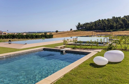 Kassandra Apartamento | Oikos Sani Suites ❤️ Live the perfect summer experience near the best beaches