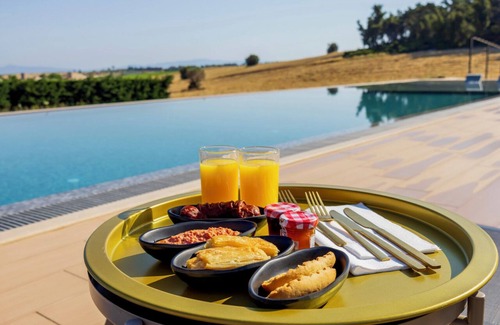 Kassandra Apartamento | Oikos Sani Suites ❤️ Live the perfect summer experience near the best beaches