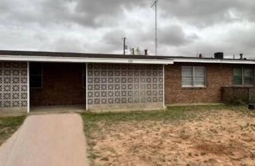 Jal Apartamento | Oilfield Oasis