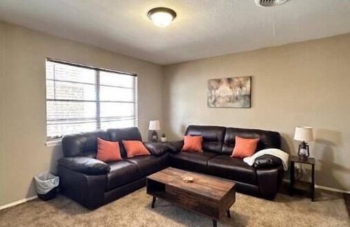 Jal Apartamento | Oilfield Oasis