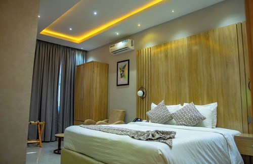 Akure Hotel | Ojaja Suites by Perennia