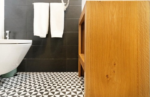 Gros Hotel | Okako Hotel