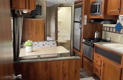Blind Bay Complejo | Okanagan Beachfront RV on SHUSWAP LAKE