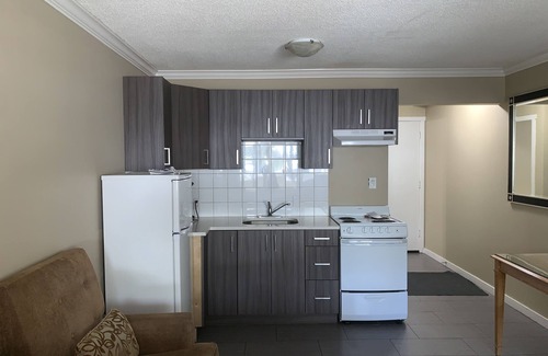 Vernon Hotel | Okanagan Royal Park Inn by Elevate Rooms