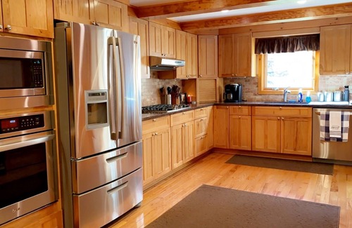 Cuttingsville Casa | Okemo&Killington Retreat 90acre Private Mountain Getaway! Breathtaking View!