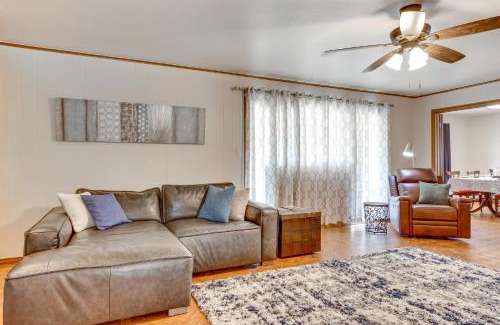 Central Oklahoma City Casa | Oklahoma City Home about 9 Mi to Downtown!