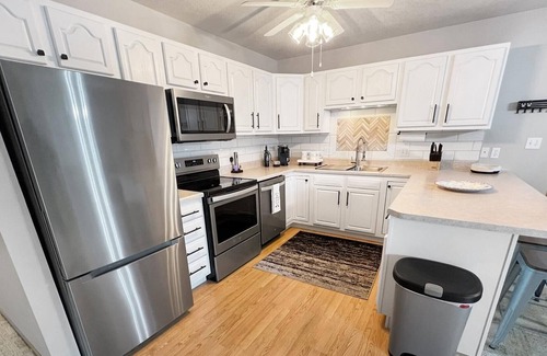 Okoboji Villa | Okoboji Trailview Condo