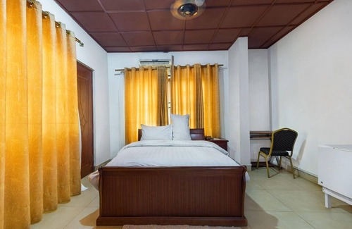 Kumasi Hotel | Okumah Hotel