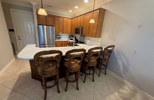 Naples Condominio | Olé Lely, 3 BR, 2.5 Bath, Sleeps 8. Professionally Decorated - New Furniture!