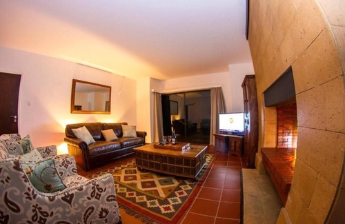 Nanyuki Casa | Ol Pejeta Mansion
