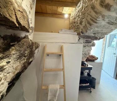 Kithnos Apartamento | Ola Cave Studio Dryopida Kythnos