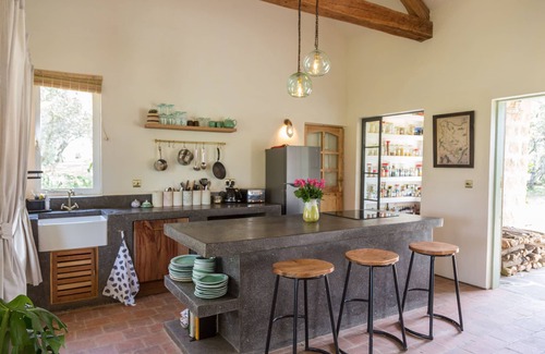 Naivasha Casa | Olanga House: Beautiful Modern Wildlife Getaway