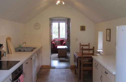 Newcastle-Under-Lyme Cabaña | Antiguo Bakehouse. Cabañas con encanto en terrenos apartados de finca privada histórica