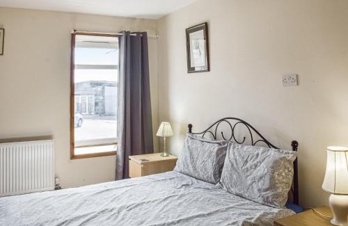 Kilkenzie Casa | Old Barn Cottage - Uk47144