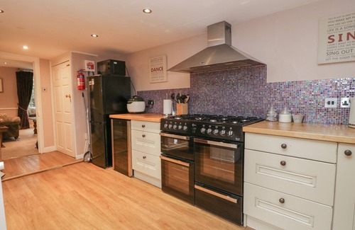 Cartmel Cabaña | OLD BOOK SHOP, pet friendly, character holiday cottage in Cartmel