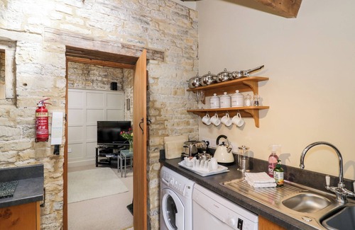 Halford Cabaña | OLD BOTHY, romantic, character holiday cottage in Halford