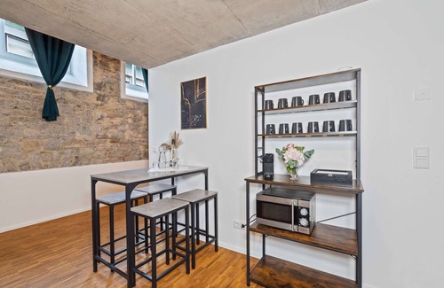 Kitzingen Apartamento | Old brewery with flair: Old town | free parking lot | coffee | SMART TV | WiFi