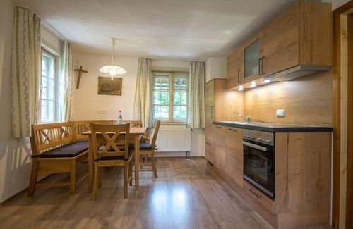 Passau Apartamento | "Old but romantic" holiday home with a spacious balcony