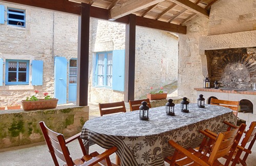Saint-Michel-le-Cloucq Casa | Antigua cabaña de personajes en el sur Vendée cerca del Marais Poitevin