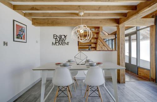 Irstead Casa | Old Church Barn by Winterton Cottages