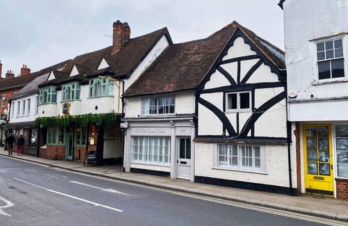 Henley-on-Thames Casa | Old Coach House Dolls House - From 1100 Per Night
