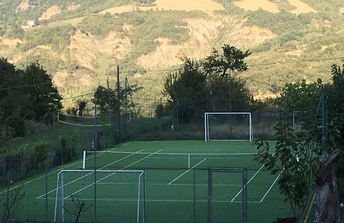 Marzabotto Casa | Old country house nestled in the green hills of Bologna