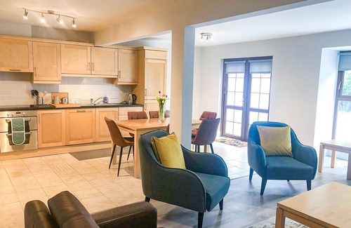 Terryglass Chalet De Esquí | Old Court Holiday Home No 3 (3 Bed - Sleeps 6)