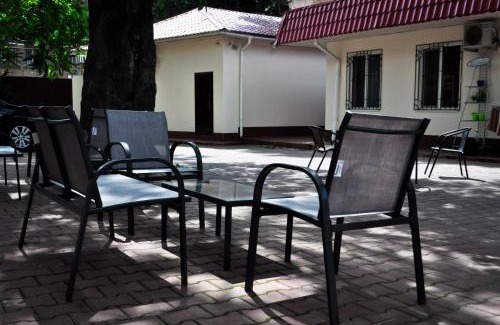 Prymors'kyi district Hostal | Old Courtyard Hostel