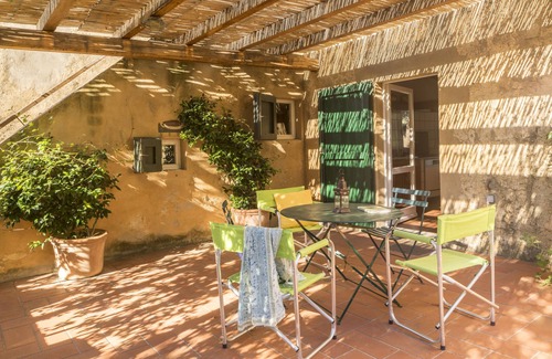 Bagnaia Casa | Antigua casa de labranza entre el cielo y el mar con vistas a dos mares