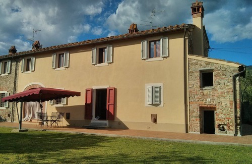 Santomato Casa | Antigua casa de labranza en la Toscana