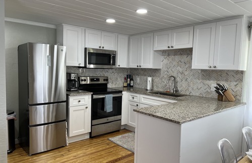 Harbor Oaks Casa | Old Florida Bungalow on Salt Water Canal, Kayak, Paddle Board & Fish