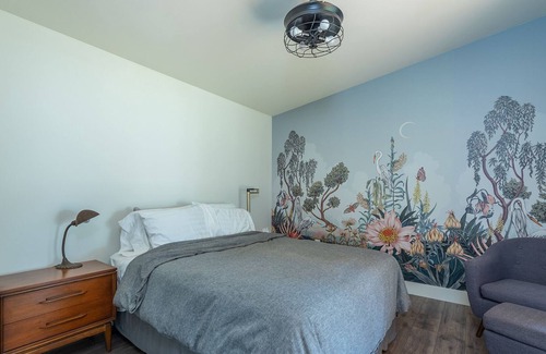 Old Fort Casa | Old Fort Adventures | New Build, Pet-Friendly & Walking Distance to Old Fort!