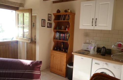 Chateaumeillant Apartamento | Old French Country Cottage for 2 nature lovers paradise