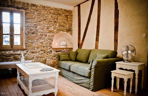 Mirepoix Casa | Antigua casa en el corazón de un pueblo medieval.