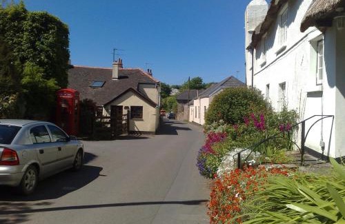Burgh Island Casa | Old Hundredth , Kingston, Kingsbridge, Devon, UK