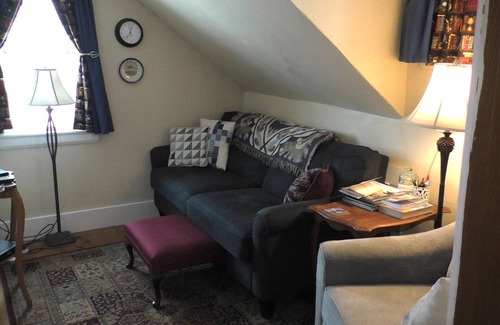 Caribou Cama Y Desayuno | Old Iron Inn Bed and Breakfast