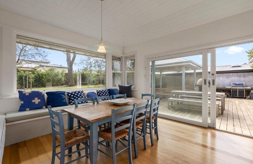 Point Lonsdale Casa | Old Lonsdale Classic on Kirk