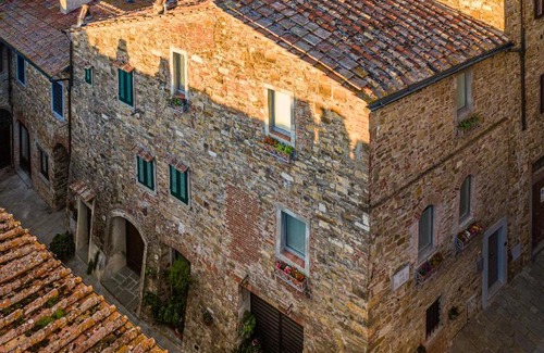San Donato in Poggio Apartamento | old medieval apartment