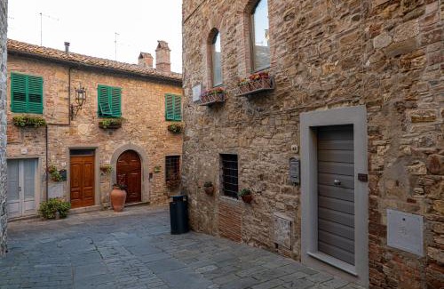 San Donato in Poggio Apartamento | old medieval apartment