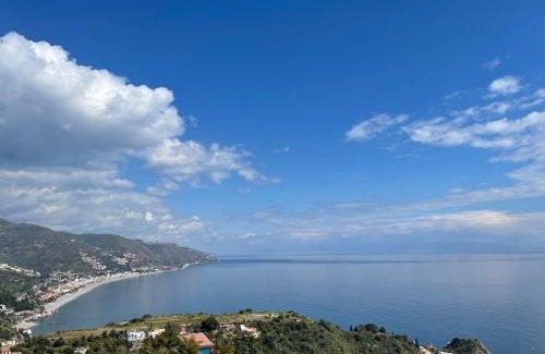 Taormina Apartamento | Old Memories House