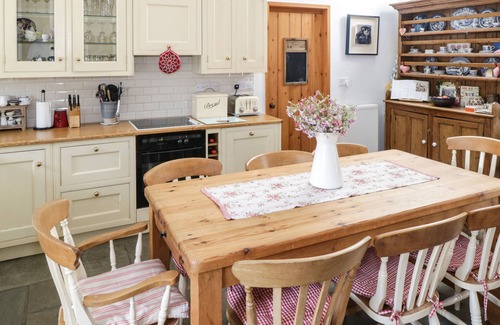 Liscarney Casa | OLD MIKE'S COTTAGE, pet friendly in Westport, County Mayo